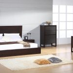 Modern bedroom set