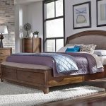 Upholstered arched Storage Bedroom Set