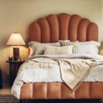 Fan headboard bed