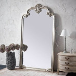 Grandeur Mirror